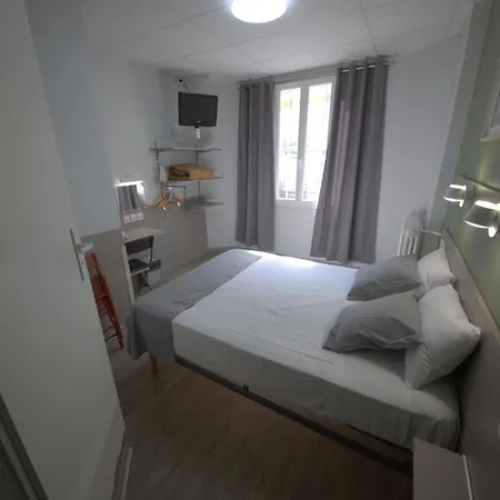 Hotel Lux-2