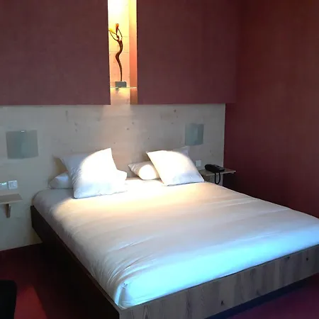 Logis Hotel Parenthese, Restaurant & Spa-3