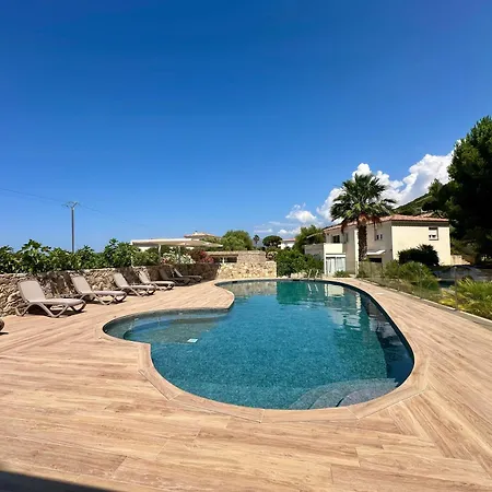 Manureva Calvi-2