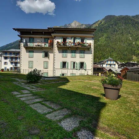 Alpina Eclectic Hotel-3