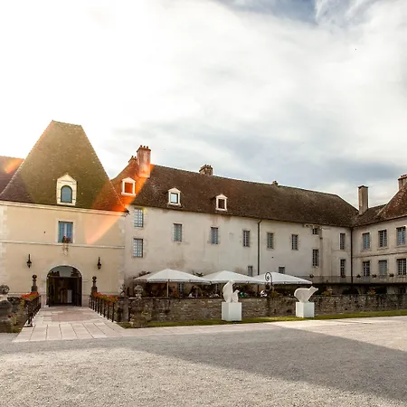 Hotel Chateau De Gilly-2