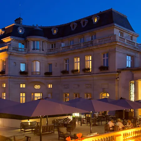 Intercontinental Hotels Chantilly Chateau Mont Royal By Ihg-2