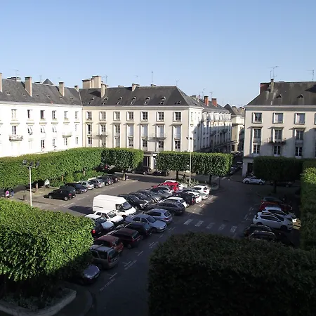 Hotel Mondial-2