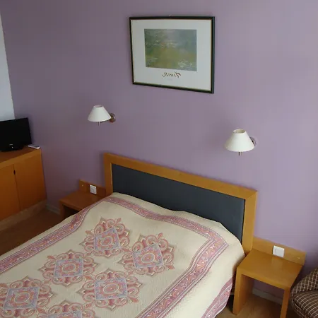 Hotel Au Petit Languedoc-2