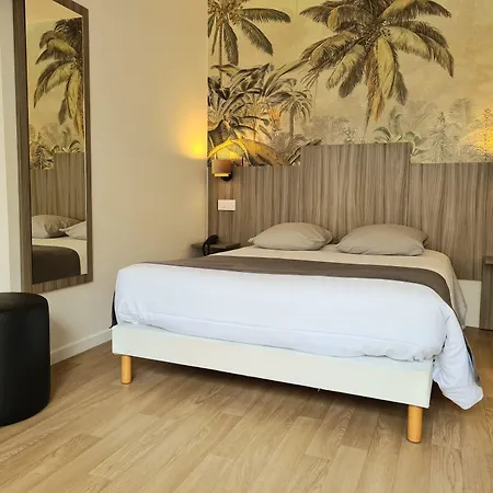 Hotel Caravelle Contact Hotel-3