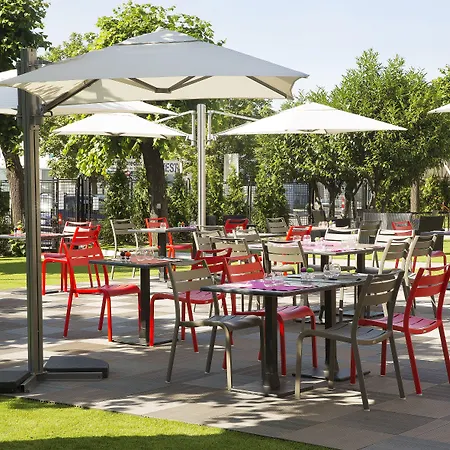 Executive Hotel Paris Gennevilliers-3