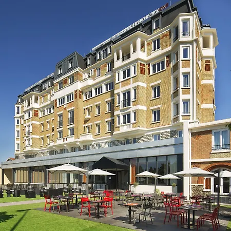 Executive Hotel Paris Gennevilliers-2