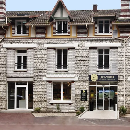 Logis Hotel La Ruche-3