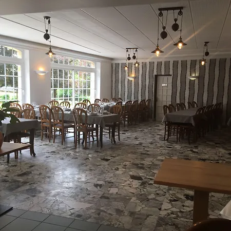Hôtel Restaurant Plaisance-Piscine couverte et chauffée- Proche Sarlat--3