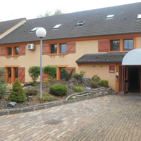 Mondhotel Chelles-3
