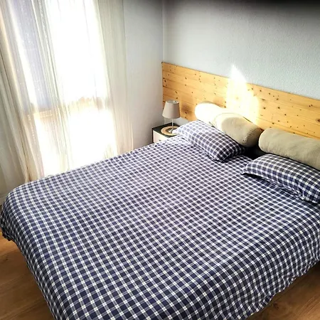 Apartamento actualizado en Caldegas-3