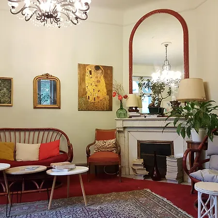 Saint Charles Hotel & Coliving Biarritz-3