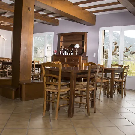 Hotel Les Hauts De Moureze-2