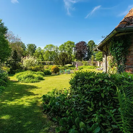 Au Jardin Des Deux Ponts-3
