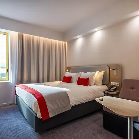 Holiday Inn Express - Nice - Grand Arenas By Ihg-2