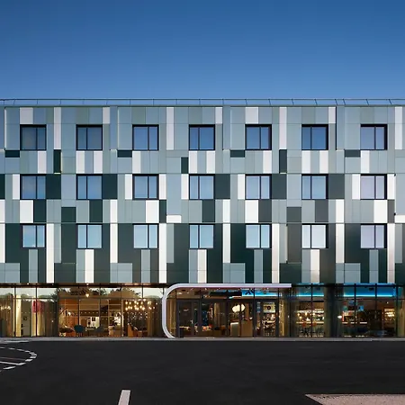 Moxy Antibes Sophia Antipolis-2
