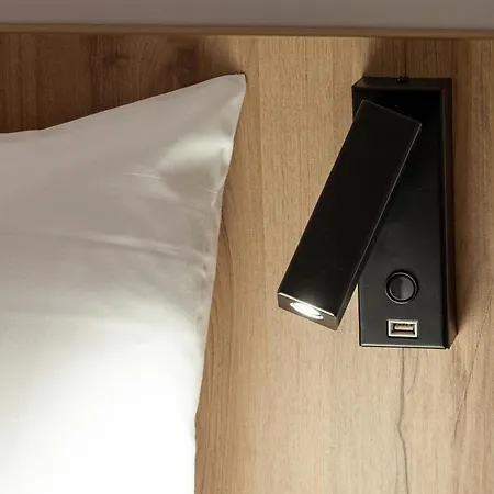 B&B Hotel Velizy Est-3