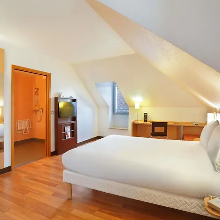 Ibis Etampes-2