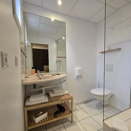 Hotel Le Saint-Genies-3