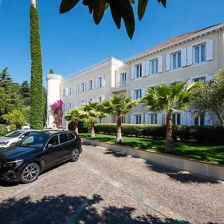 Hotel Chateau De La Tour Cannes-3