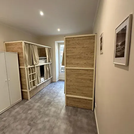 Hostel Meyerbeer - Rooms And Apartments-2