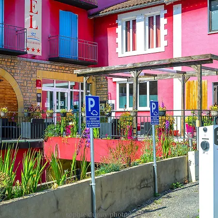 Hotel De La Beauronne-3
