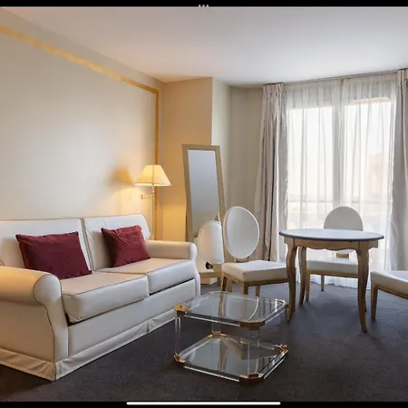 Hotel Renoir-2