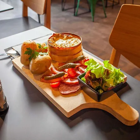 Ibis Pontarlier-3
