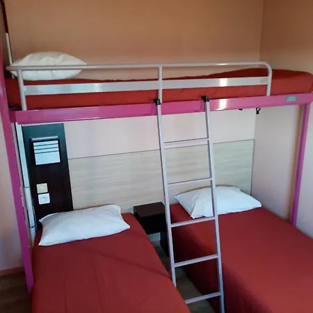 Brit Hotel St-Quentin/Nord-3
