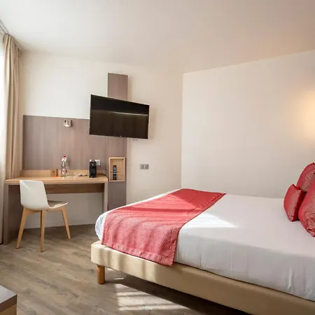 Hotel Le Bayonne-3
