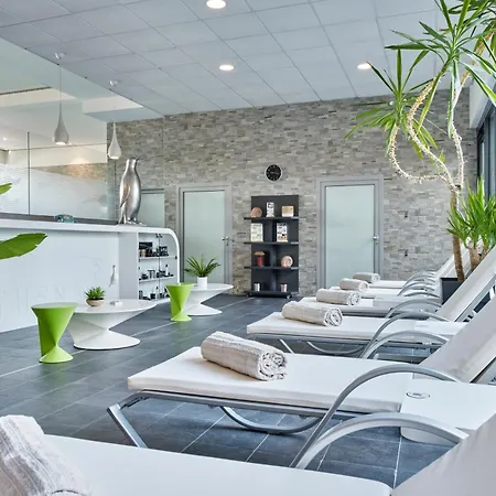 Hôtel Restaurant Athena Spa-2