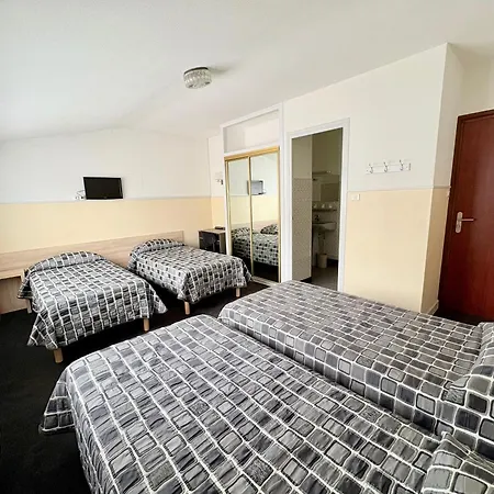 Hotel Saint Sebastien-3