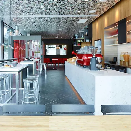 citizenM Paris La Défense-3