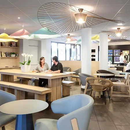 Novotel Suites Paris Stade De France-3
