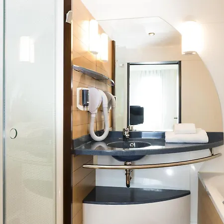 Novotel Suites Paris Cdg Airport Villepinte-3