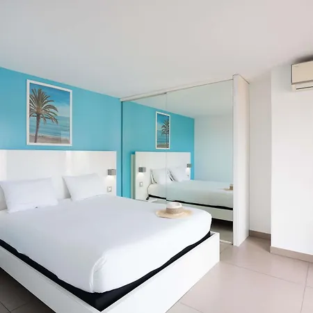 Ibis Styles Menton Centre-3