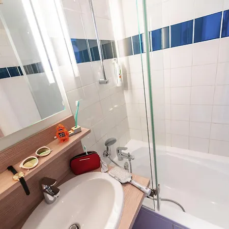 Ibis Styles Paris Velizy-3