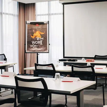 Ibis Rouen Centre Rive Gauche Mermoz-3