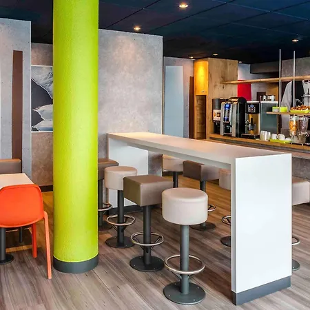 Ibis Budget Courbevoie Paris La Defense-3