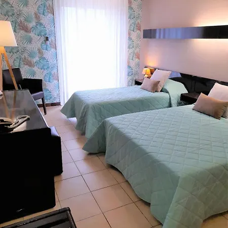 Hotel Beach-3