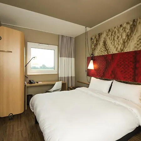 Ibis Cambrai-3