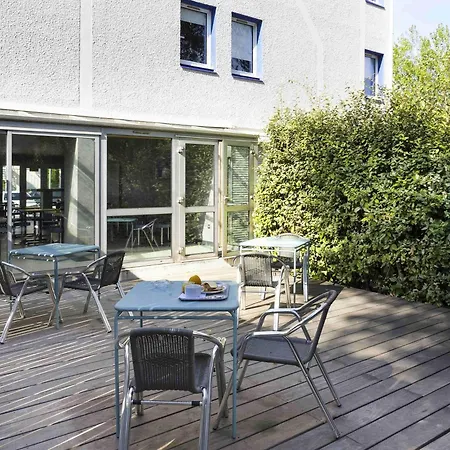 Ibis Budget Arles Sud Fourchon-2