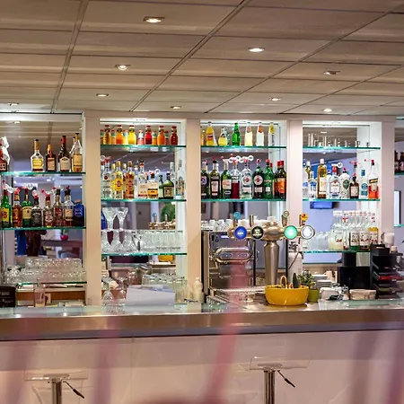 Mercure Paris Le Bourget Aeroport-3