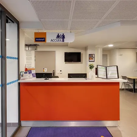 Montempo Appart'Hotel Paris-Velizy-2