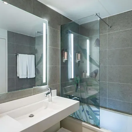 Mercure Paris La Defense-2
