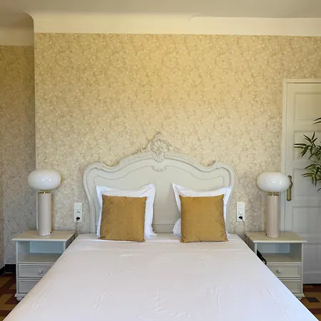 Hotel Du Moulin-2