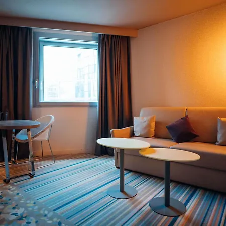 Mercure Paris Val De Fontenay-2
