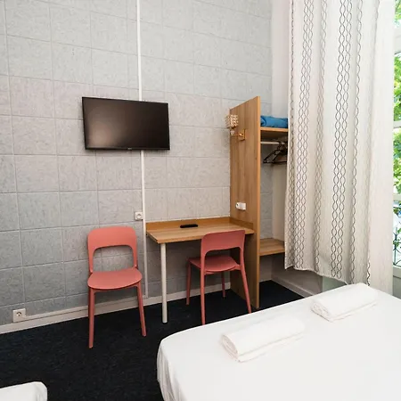 Hotel Cesar Nimes Centre Historique & Gare-3