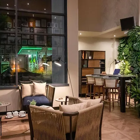 Novotel Suites Nice Airport-3