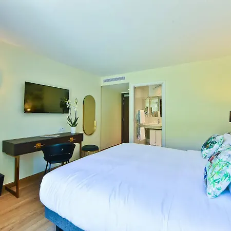 Hotel La Villa Port D'Antibes & Spa-3